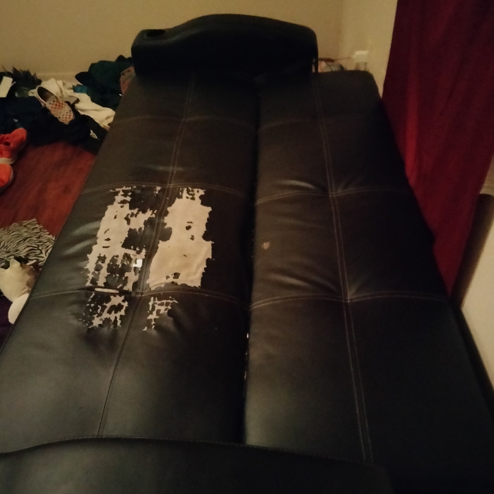 Futon - Picture 2 of 3